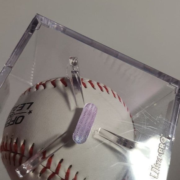 Signed MLB Baseball - Chris Robinson - Picture 3 of 3